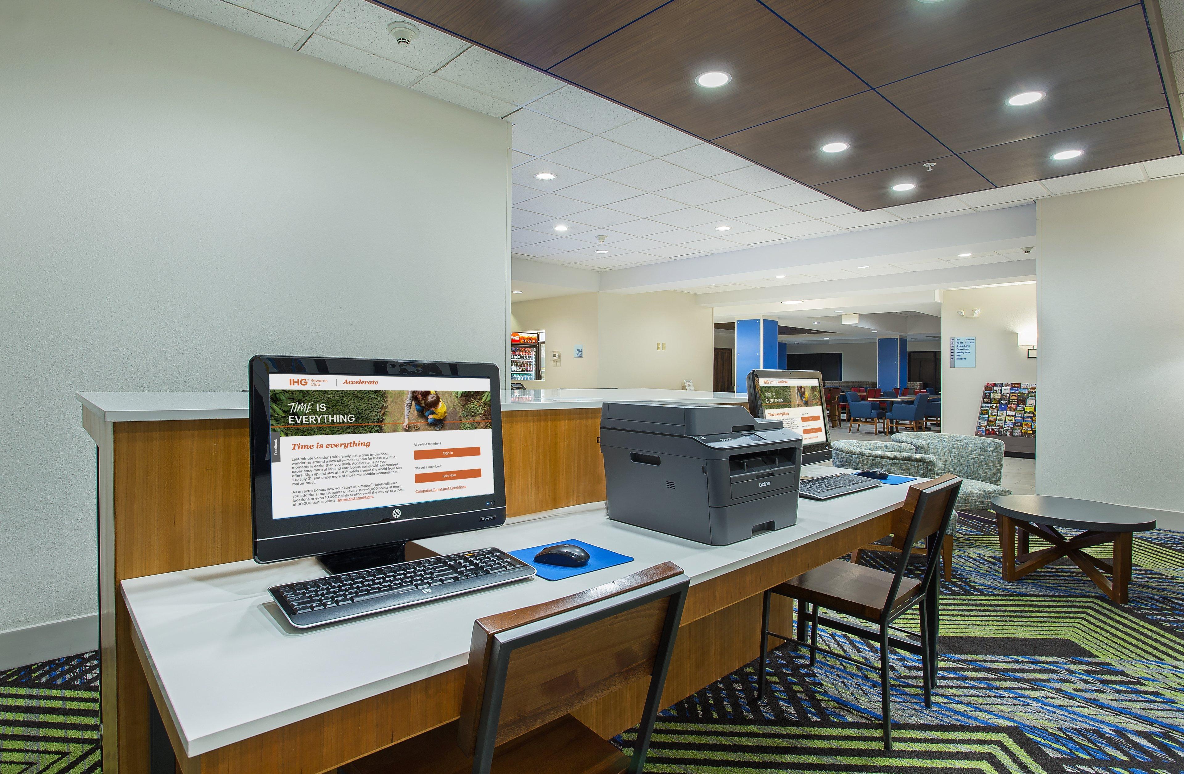 Holiday Inn Express & Suites Lebanon-Nashville Area By Ihg Exterior foto