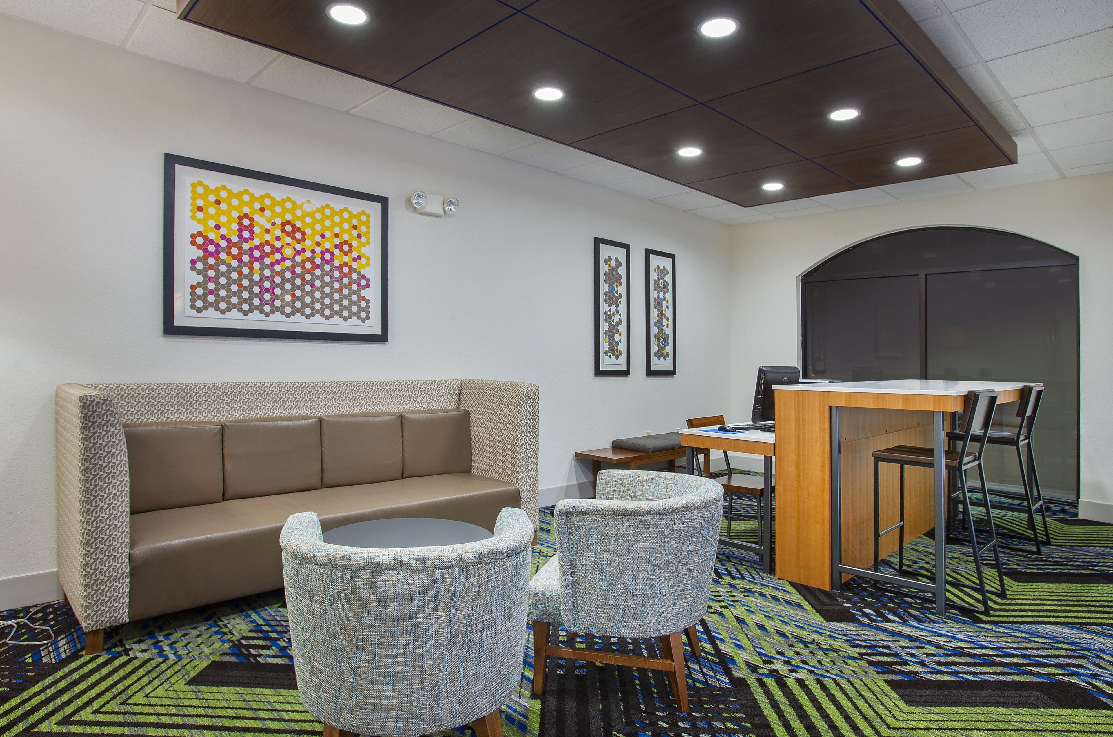 Holiday Inn Express & Suites Lebanon-Nashville Area By Ihg Exterior foto