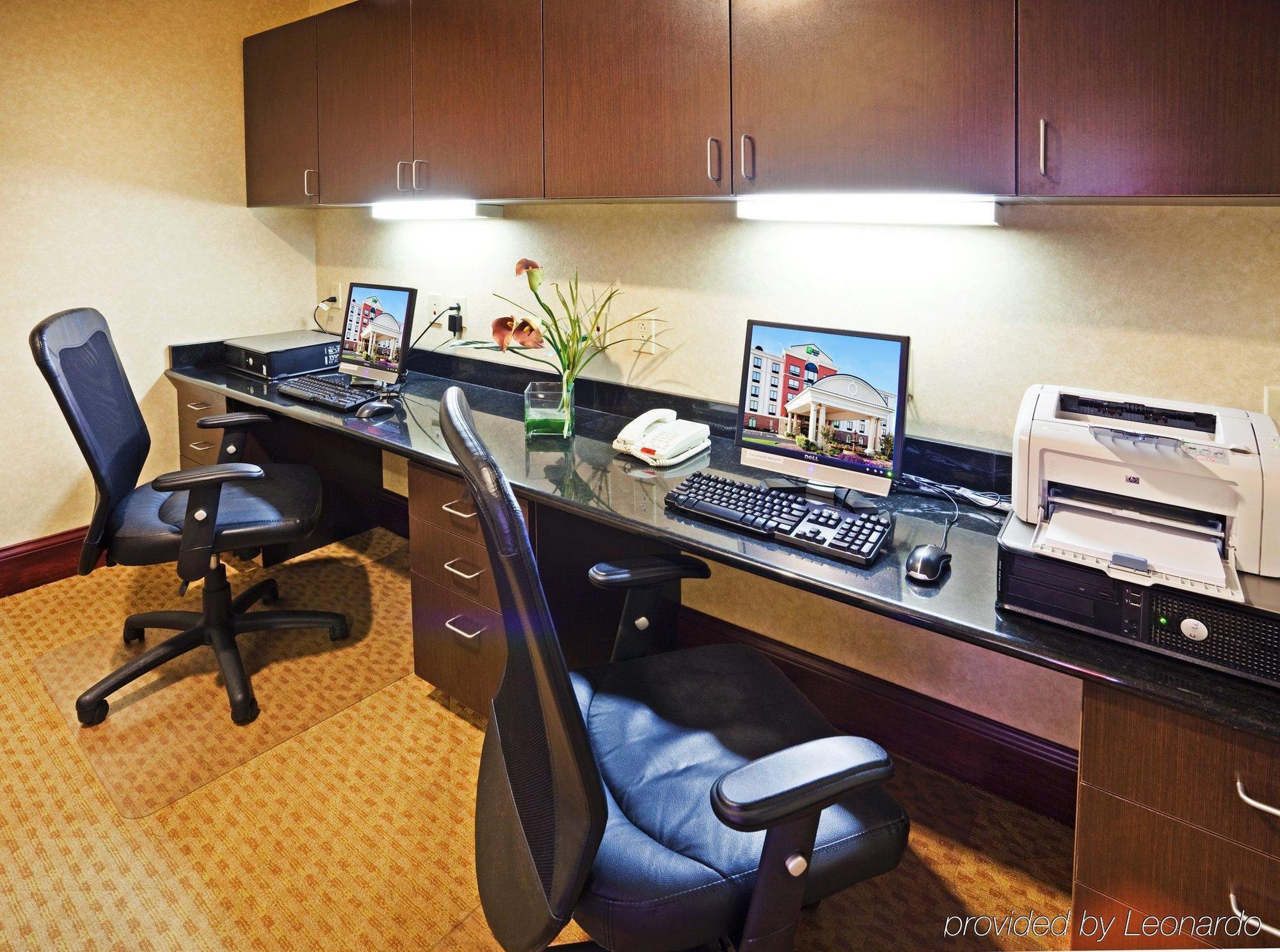 Holiday Inn Express & Suites Lebanon-Nashville Area By Ihg Facilități foto