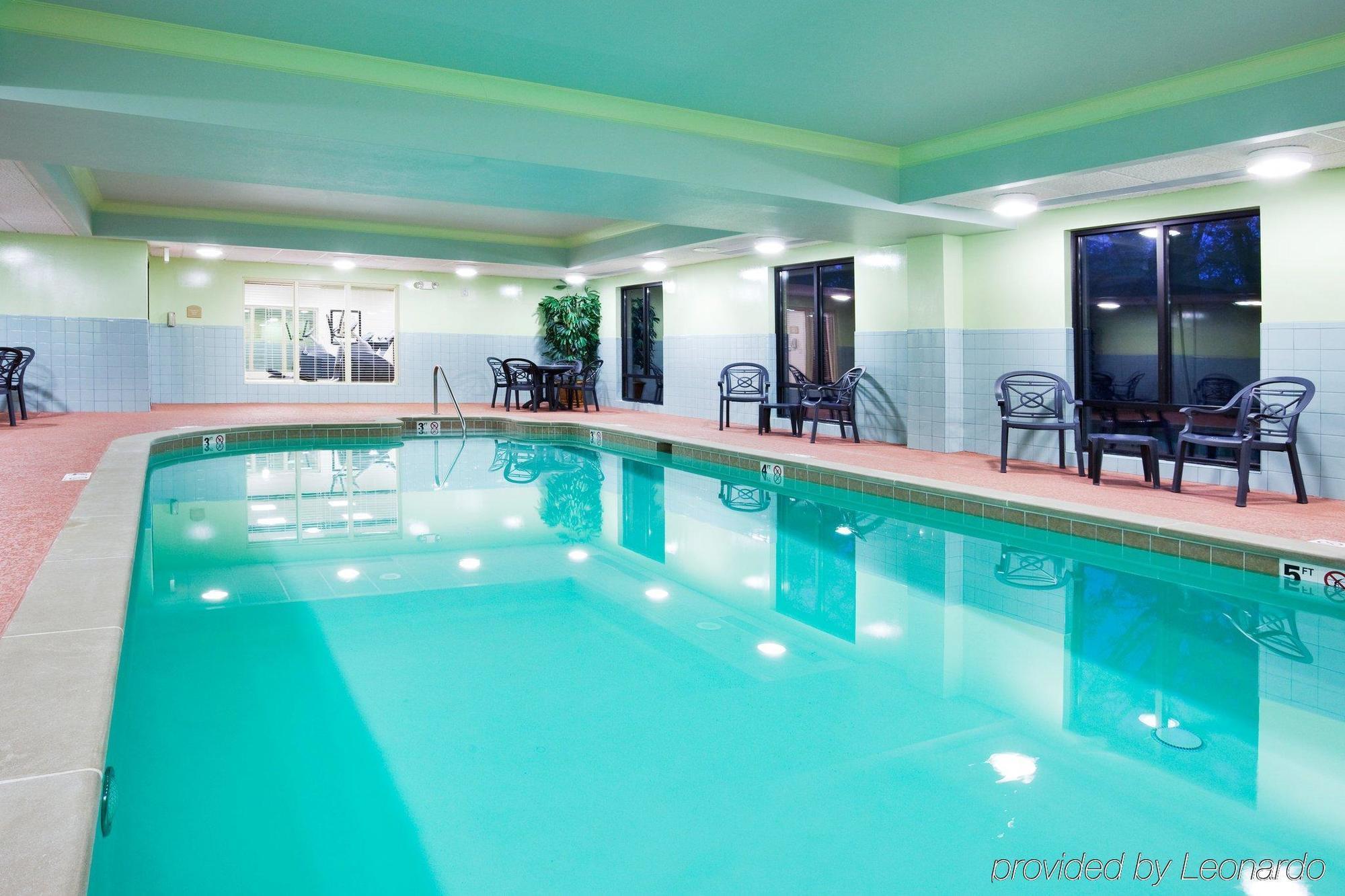 Holiday Inn Express & Suites Lebanon-Nashville Area By Ihg Facilități foto