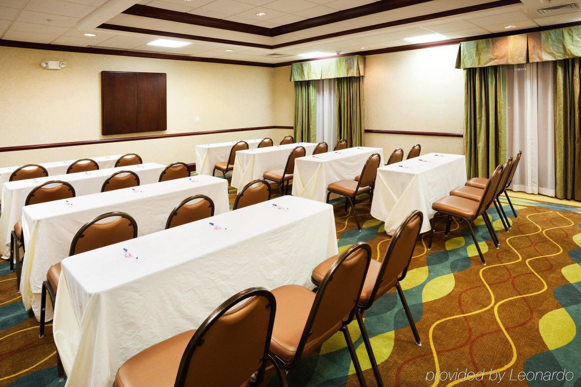 Holiday Inn Express & Suites Lebanon-Nashville Area By Ihg Facilități foto